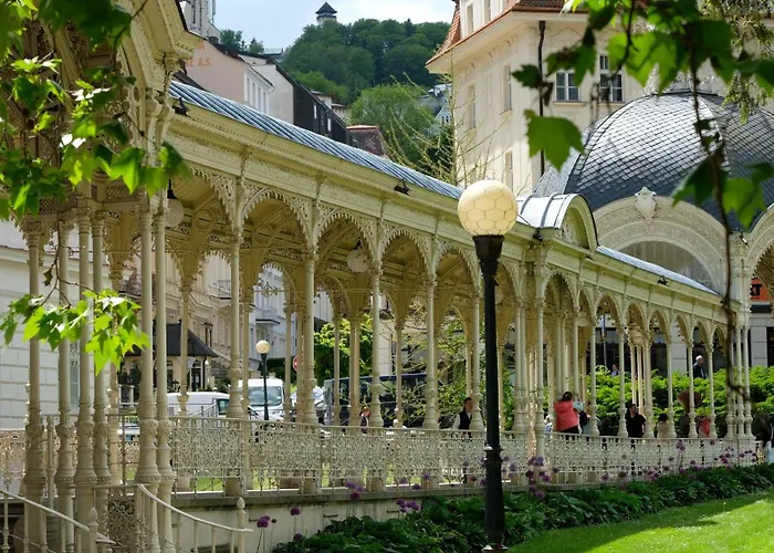 Karlsbad Balcony Apartment Апартаменты