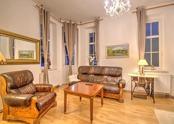 Апартаменты Karlsbad Balcony Apartment Карловы Вары