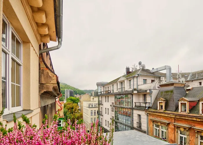Karlsbad Balcony Apartment Karlovy Vary